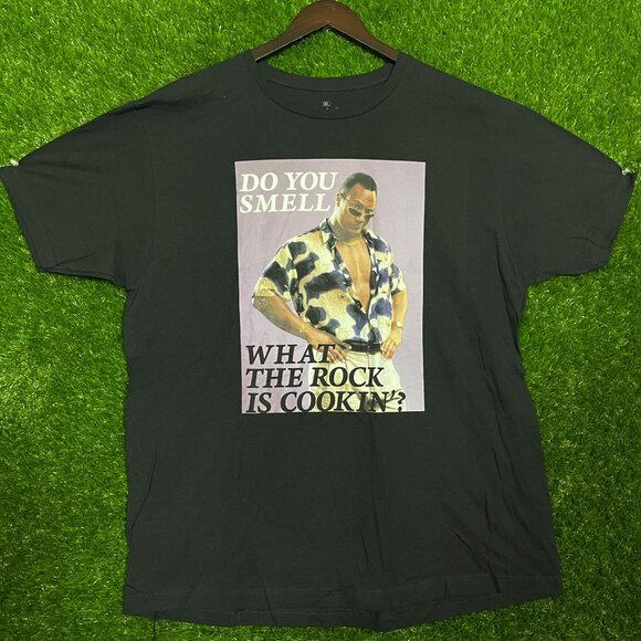 WWE The Rock Graphic T-shirt size XL - Picture 1 of 5